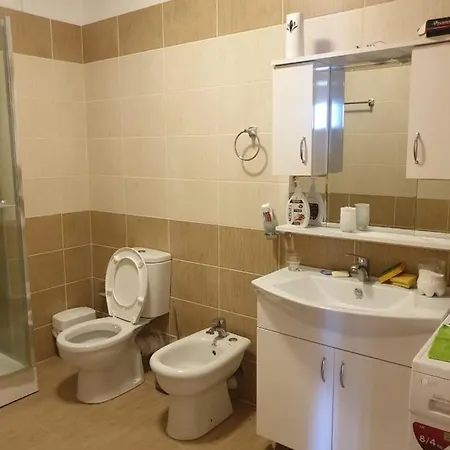 Aminn Apartment